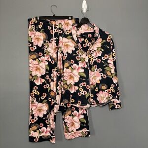 Room Service Women's Shawl Collar Pajama Set Navy with Floral Print Size Large